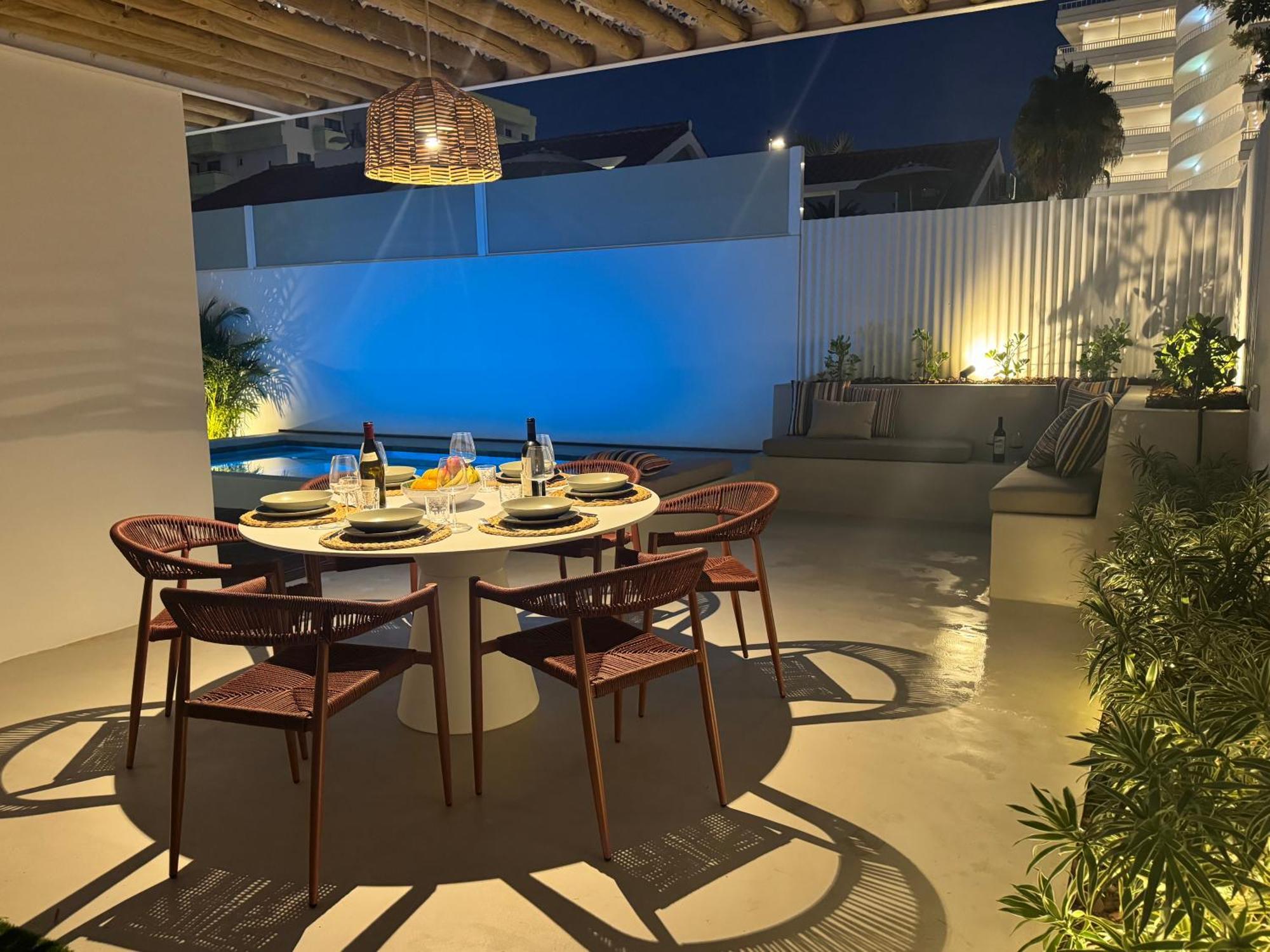 Miami Queens Villa With Private Pool By Tenpropertiesgc San Bartolomé Eksteriør bilde